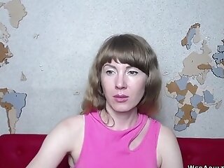 Bald Vulva Blonde Mummy Strips Off On Webcam
